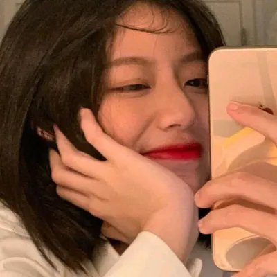接近无限的白